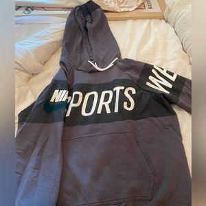Nike Sweatshirt